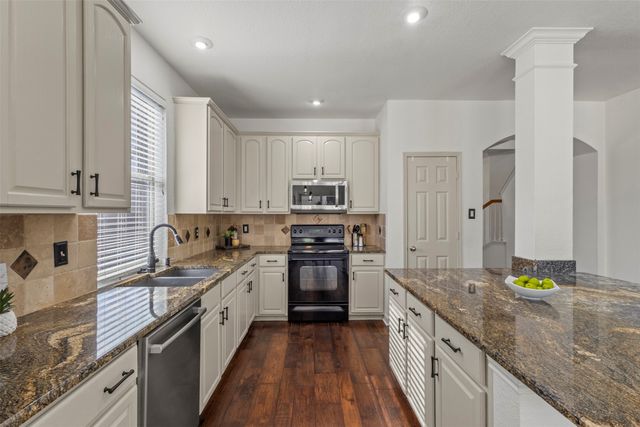 206 Butternut Drive, Fate, TX 75087