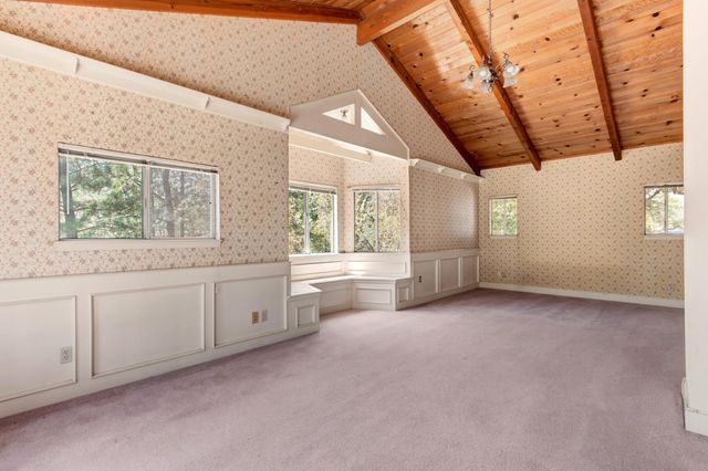 14975 Deerwood Pl, Grass Valley, CA 95949