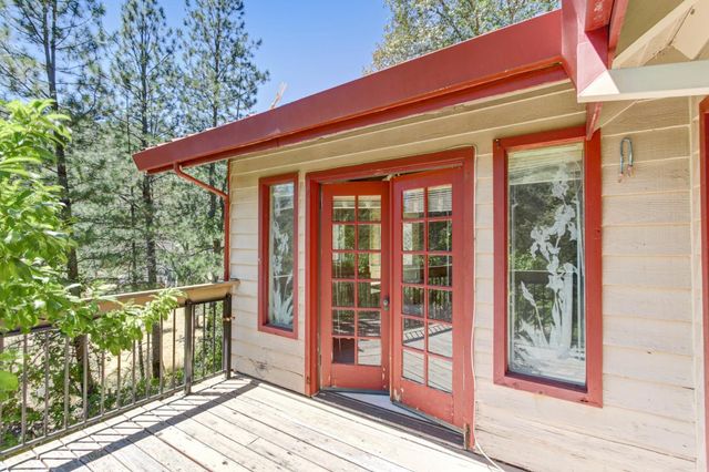 14975 Deerwood Pl, Grass Valley, CA 95949