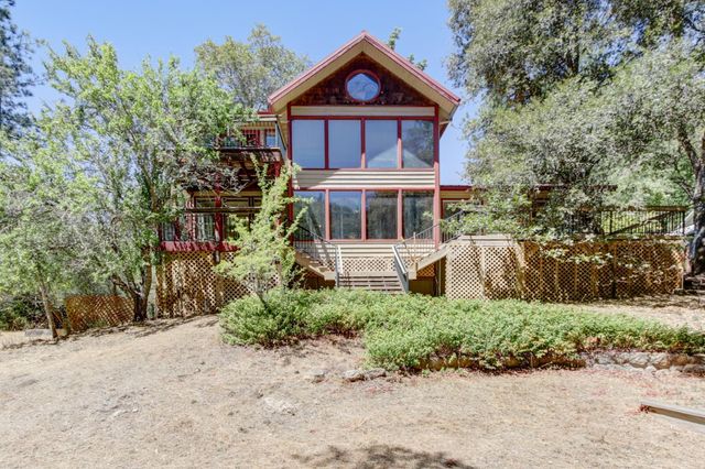 14975 Deerwood Pl, Grass Valley, CA 95949