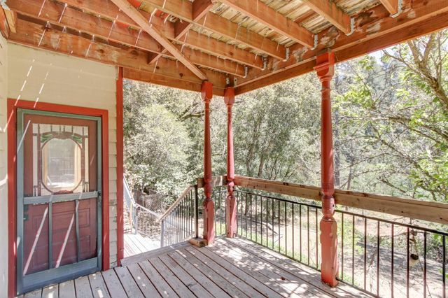 14975 Deerwood Pl, Grass Valley, CA 95949