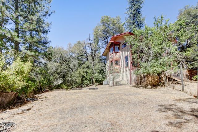 14975 Deerwood Pl, Grass Valley, CA 95949
