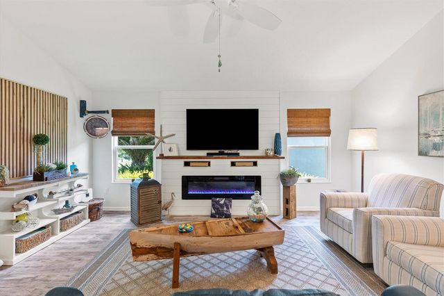 5746 BOTNER DRIVE, The Villages, FL 32163