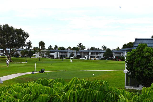 196 Tuscany C Lane, Delray Beach, FL 33446