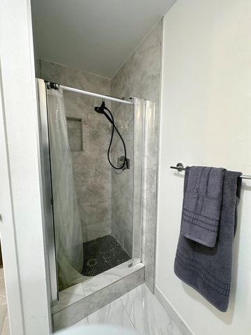 196 Tuscany C Lane, Delray Beach, FL 33446