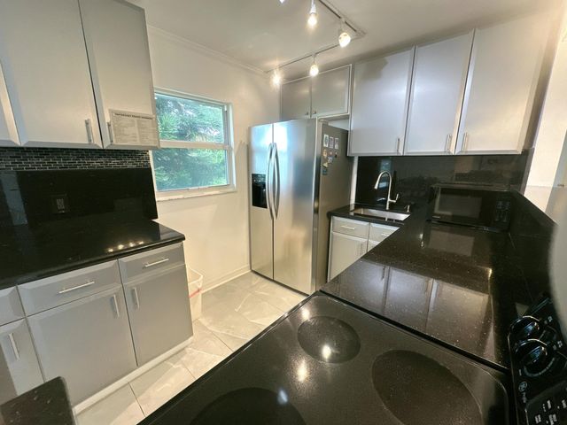 196 Tuscany C Lane, Delray Beach, FL 33446