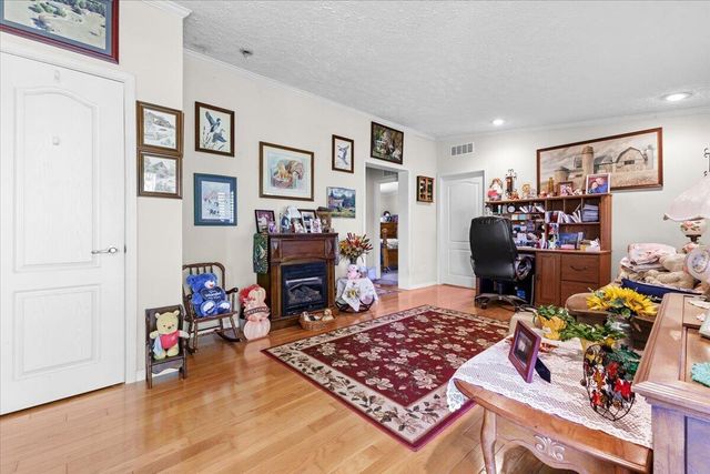 252 Maiden LN, Fincastle, VA 24090