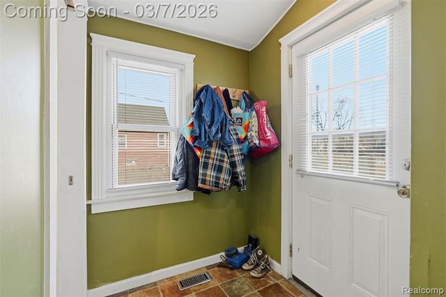 258 Spruce Street, Wyandotte, MI 48192