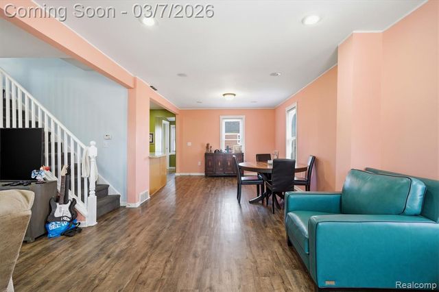 258 Spruce Street, Wyandotte, MI 48192