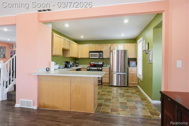 258 Spruce Street, Wyandotte, MI 48192