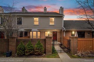 22353 Peachtree, Novi, MI 48375
