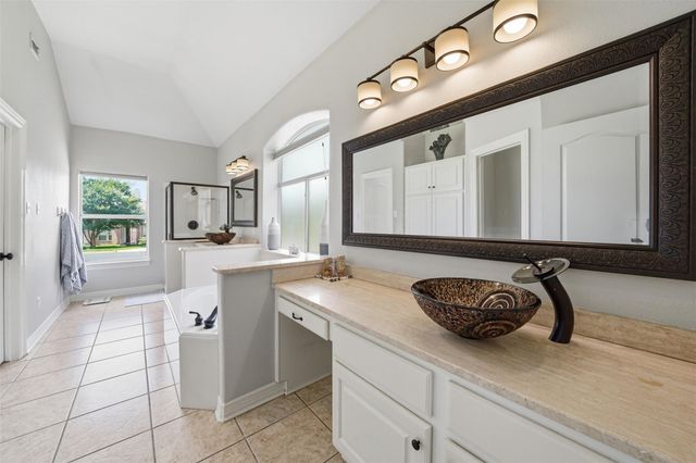 4022 Honey Bear LOOP, Round Rock, TX 78681