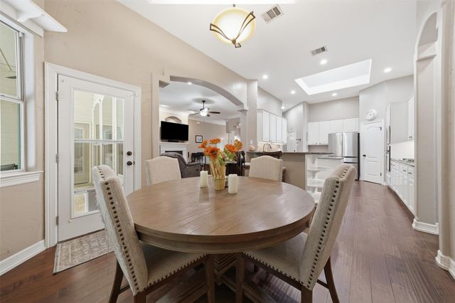 4022 Honey Bear LOOP, Round Rock, TX 78681