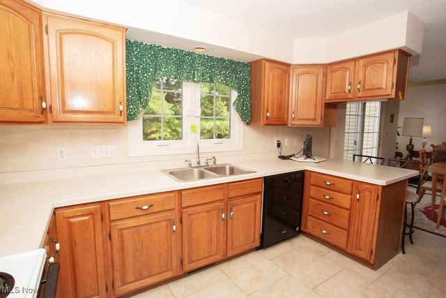 7729 Amberwood Trail, Boardman, OH 44512