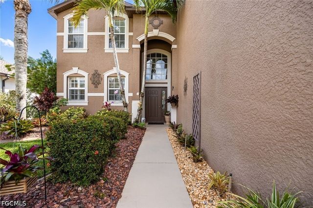 11398 Lake Cypress LOOP, Fort Myers, FL 33913