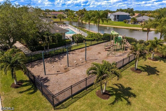 11398 Lake Cypress LOOP, Fort Myers, FL 33913