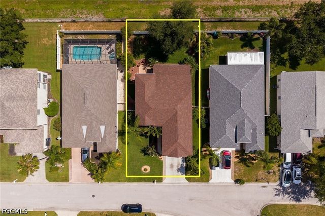 11398 Lake Cypress LOOP, Fort Myers, FL 33913