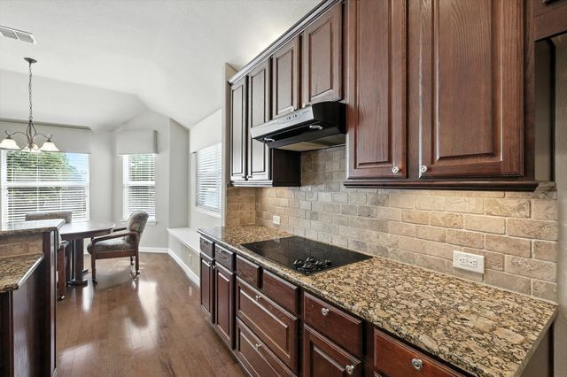 9600 Courtright Drive, Fort Worth, TX 76244