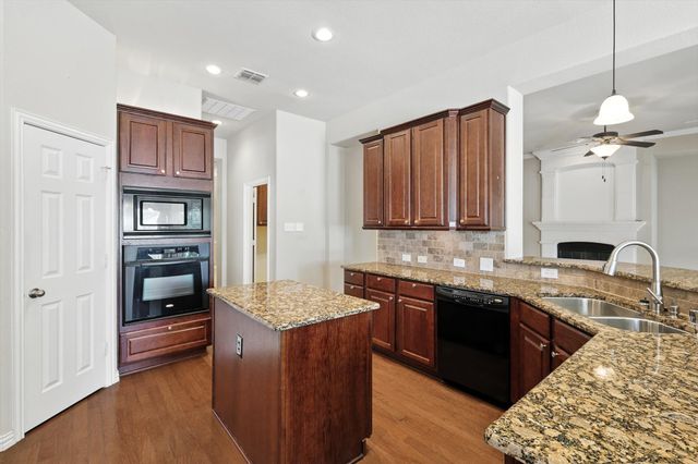 9600 Courtright Drive, Fort Worth, TX 76244