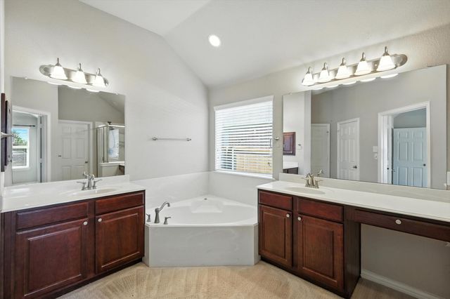 9600 Courtright Drive, Fort Worth, TX 76244