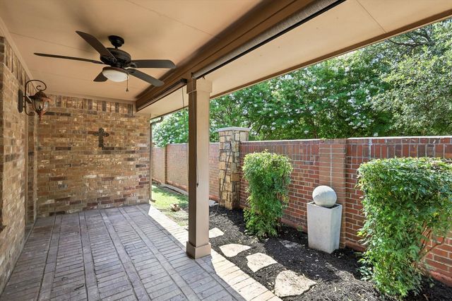 9600 Courtright Drive, Fort Worth, TX 76244