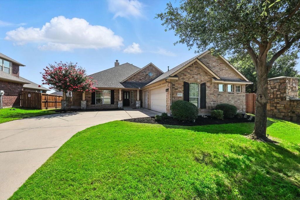 9600 Courtright Drive, Fort Worth, TX 76244