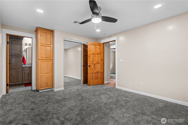 3485 NW This A Way Rd, Bremerton, WA 98312