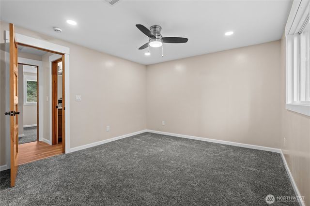 3485 NW This A Way Rd, Bremerton, WA 98312