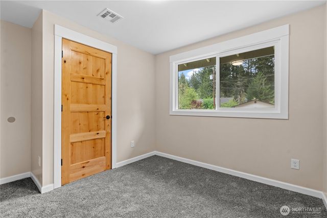 3485 NW This A Way Rd, Bremerton, WA 98312