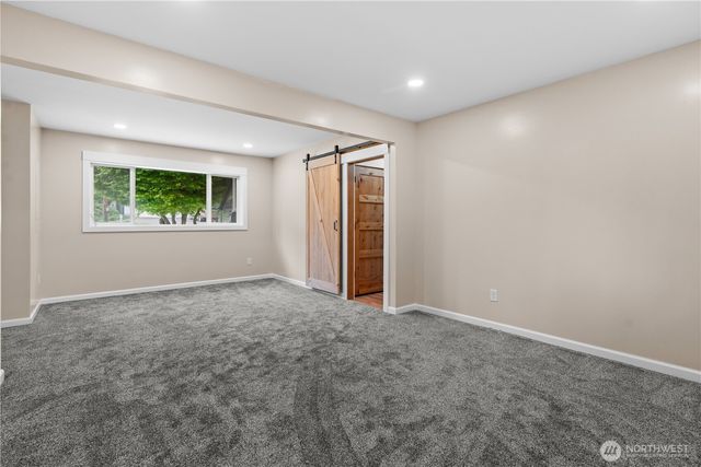 3485 NW This A Way Rd, Bremerton, WA 98312