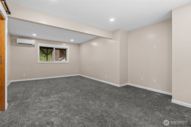 3485 NW This A Way Rd, Bremerton, WA 98312