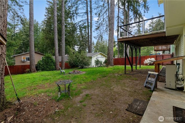 3485 NW This A Way Rd, Bremerton, WA 98312