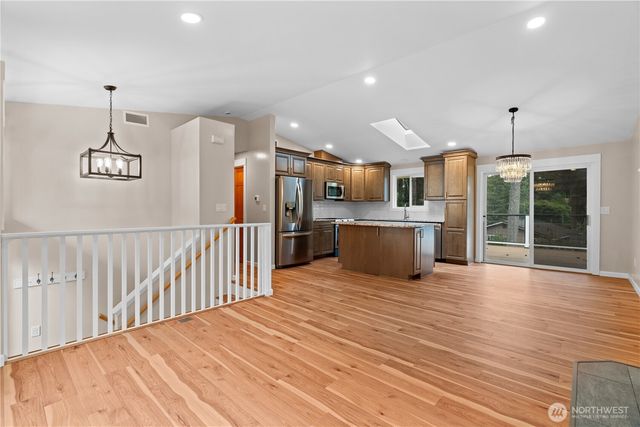 3485 NW This A Way Rd, Bremerton, WA 98312