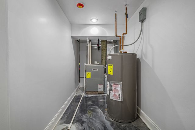 6845 S Saint Lawrence Avenue, Chicago, IL 60637