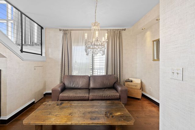 555 Church St Apt 2300, Nashville, TN 37219