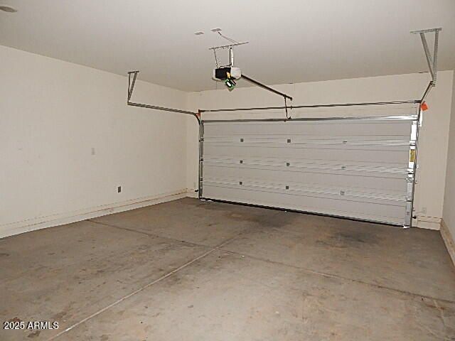 9517 W ILLINI Street, Tolleson, AZ 85353