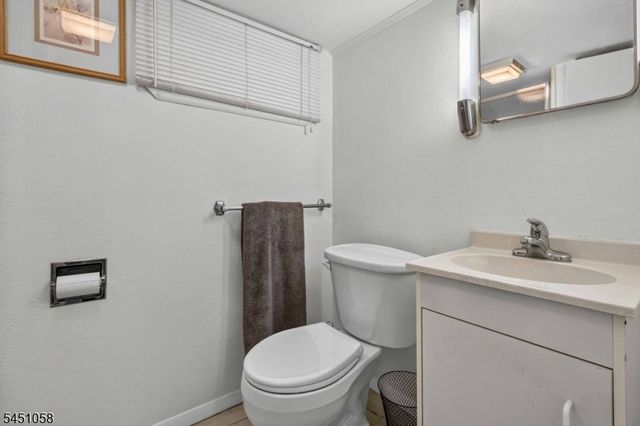 22 Highland Ave, Rockaway Twp., NJ 07801