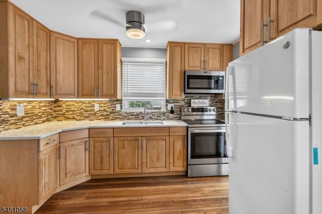 22 Highland Ave, Rockaway Twp., NJ 07801