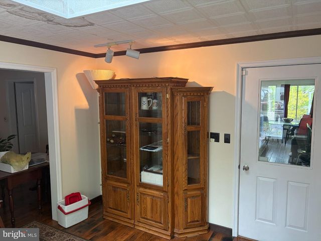 1231 LINDY TER, Boiling Springs, PA 17007