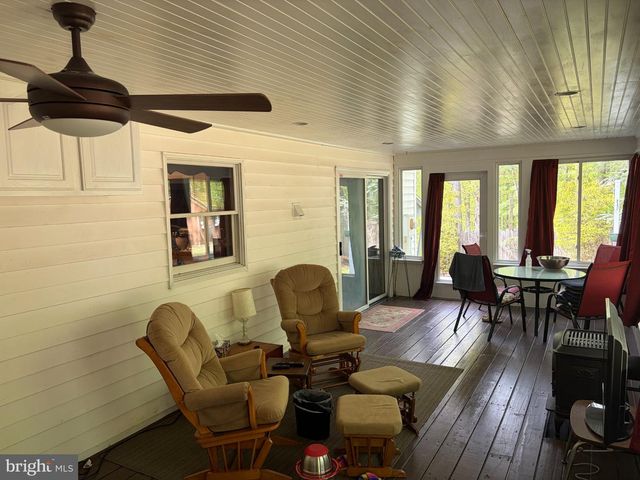 1231 LINDY TER, Boiling Springs, PA 17007