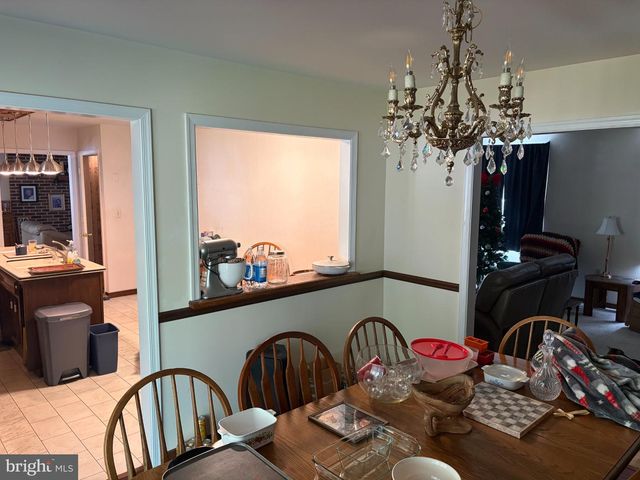 1231 LINDY TER, Boiling Springs, PA 17007