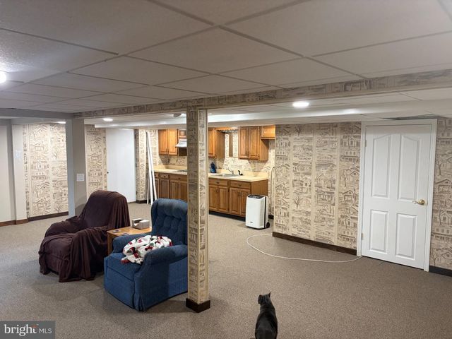 1231 LINDY TER, Boiling Springs, PA 17007
