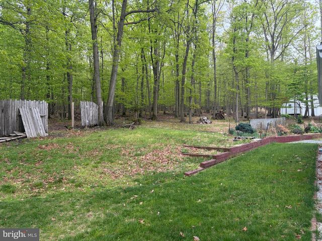 1231 LINDY TER, Boiling Springs, PA 17007