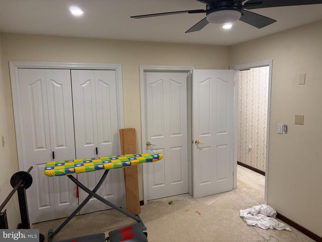 1231 LINDY TER, Boiling Springs, PA 17007