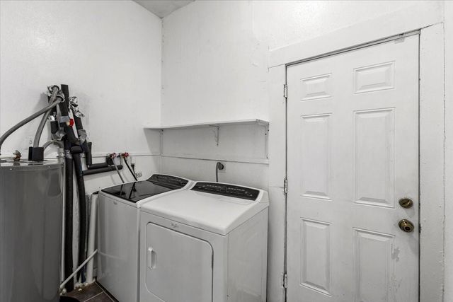 3321 Sealy Avenue, Galveston, TX 77550