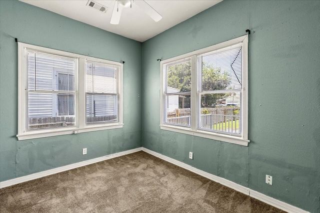 3321 Sealy Avenue, Galveston, TX 77550