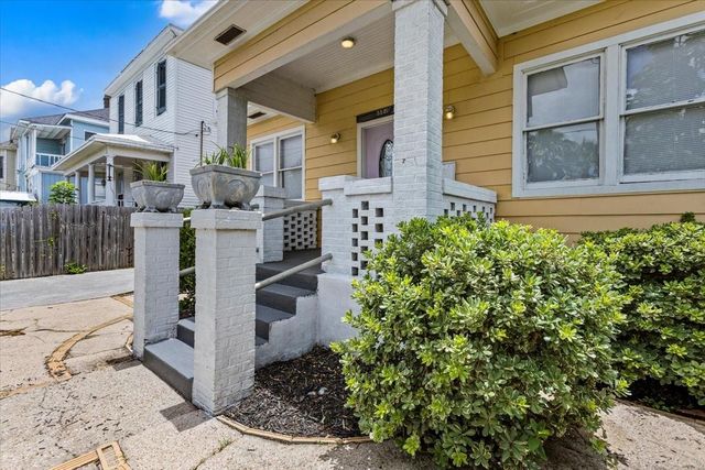 3321 Sealy Avenue, Galveston, TX 77550