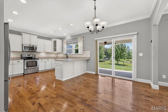 142 Countryshire Drive, Lake St Louis, MO 63367