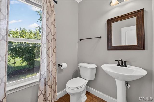 142 Countryshire Drive, Lake St Louis, MO 63367
