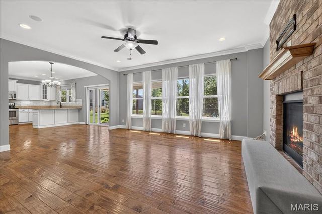 142 Countryshire Drive, Lake St Louis, MO 63367